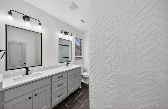 4979 Farmhouse Street, Springdale, AR 72762