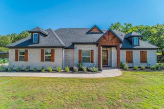604 Shady Pond Lane, Reno, TX 76020
