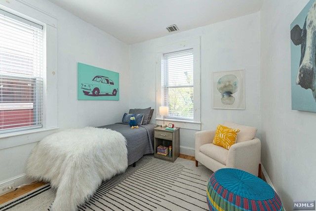 32 Willowdale Avenue, Montclair, NJ 07042
