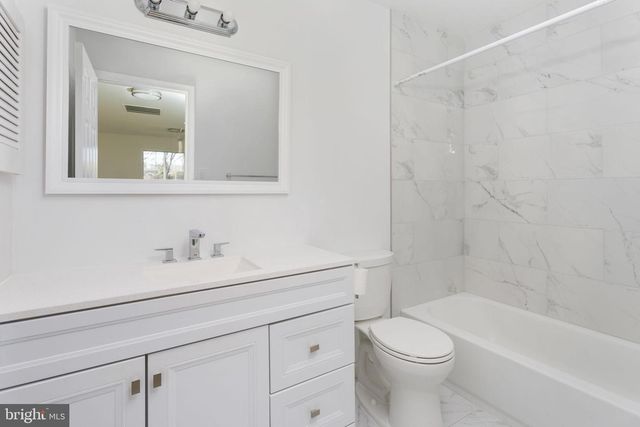 19 DORSET CT, Princeton, NJ 08540