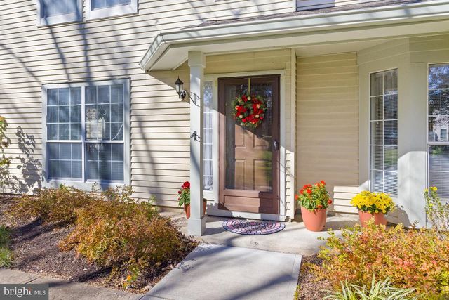 19 DORSET CT, Princeton, NJ 08540