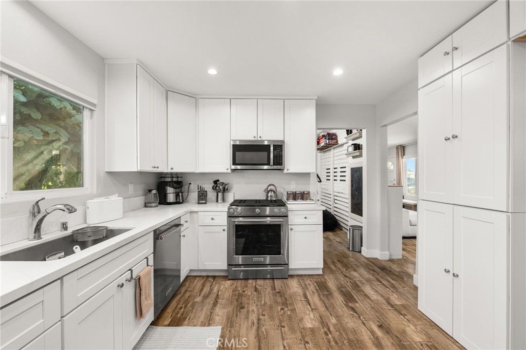 Image 12 of property listing at 4738 N Midsite, Covina, CA 91722