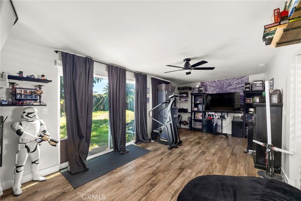 Image 15 of property listing at 4738 N Midsite, Covina, CA 91722