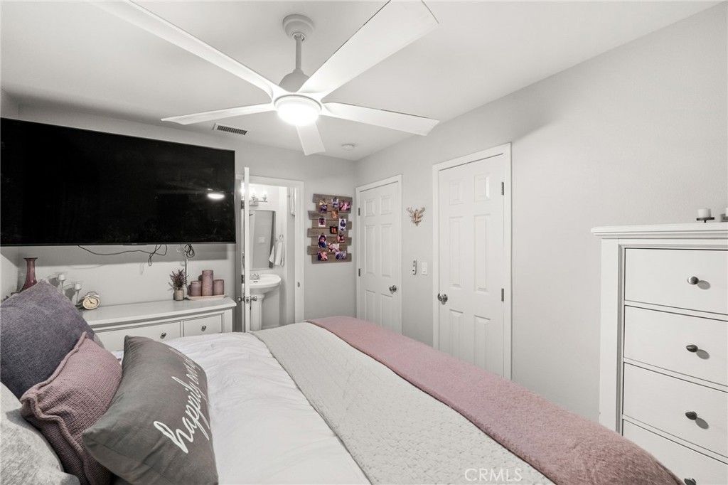 Image 18 of property listing at 4738 N Midsite, Covina, CA 91722