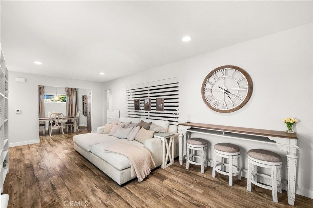 Image 7 of property listing at 4738 N Midsite, Covina, CA 91722