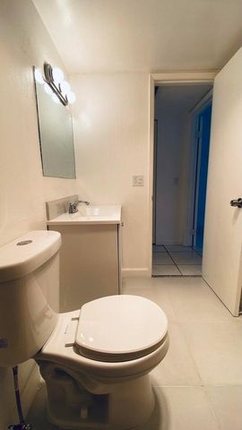 600 Village Green Court 304, Palm Springs, FL 33461