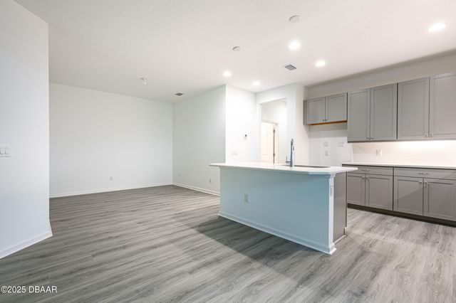 886 Margaritaville Avenue, Daytona Beach, FL 32124