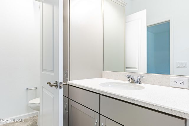 886 Margaritaville Avenue, Daytona Beach, FL 32124