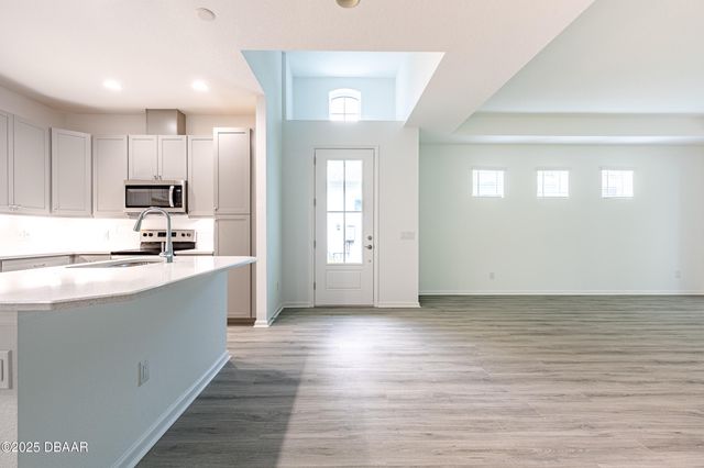 886 Margaritaville Avenue, Daytona Beach, FL 32124