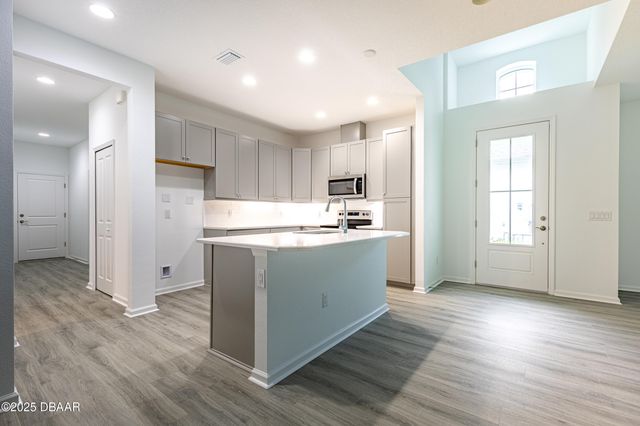 886 Margaritaville Avenue, Daytona Beach, FL 32124