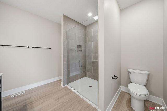 7600 N 50 Street, Lincoln, NE 68514