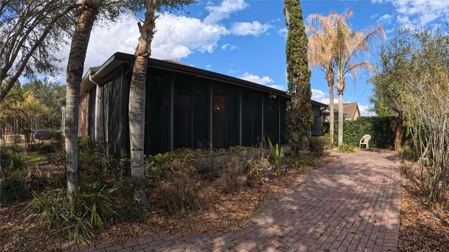 100 FLAME VINE WAY, Groveland, FL 34736