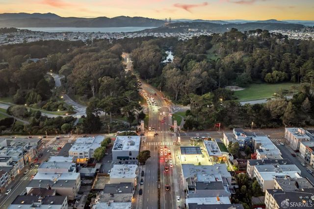 1239 19th Avenue, San Francisco, CA 94122