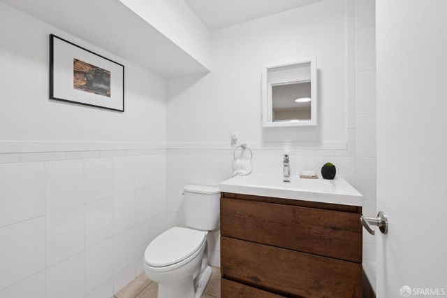 1239 19th Avenue, San Francisco, CA 94122