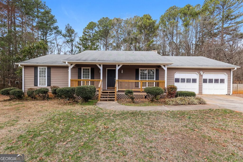 105 Bennington Drive, Stockbridge, GA 30281