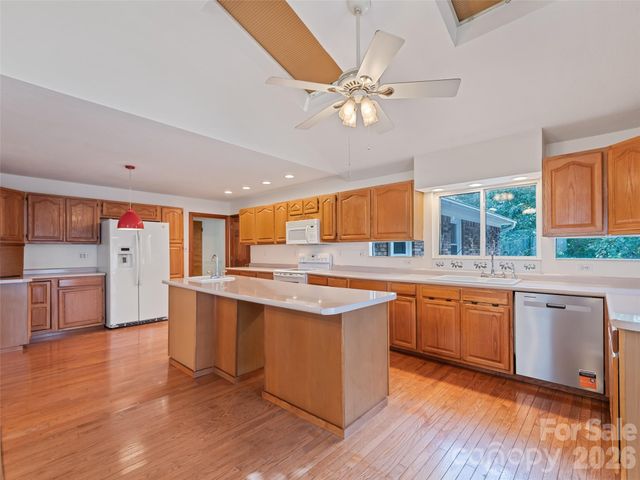 11 Crestwood Lane, Candler, NC 28715