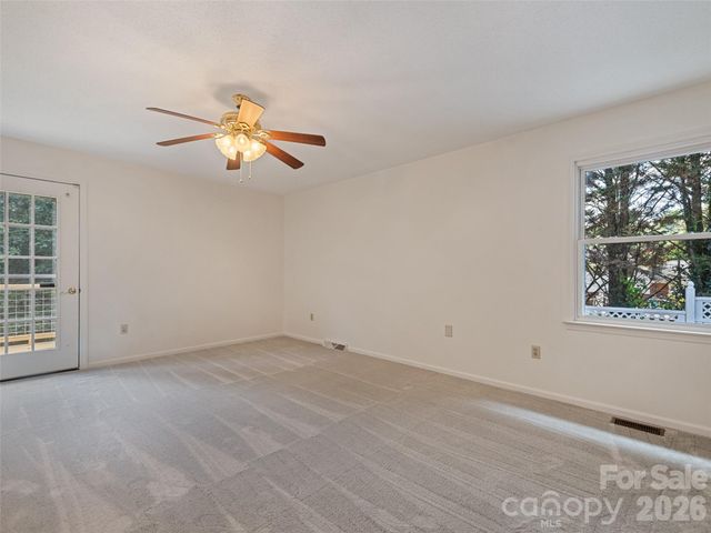 11 Crestwood Lane, Candler, NC 28715