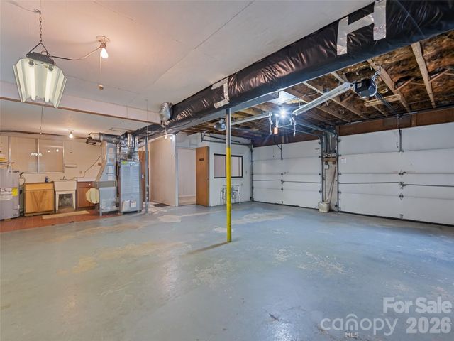 11 Crestwood Lane, Candler, NC 28715