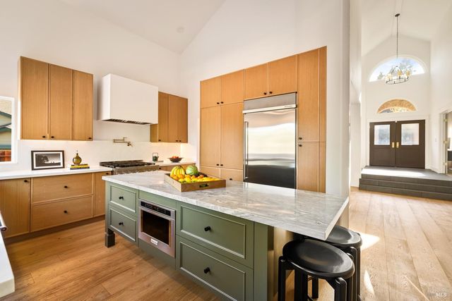 267 Alta Mira Dr, Vacaville, CA 95688