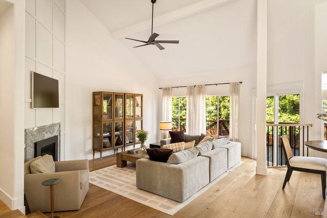 267 Alta Mira Dr, Vacaville, CA 95688