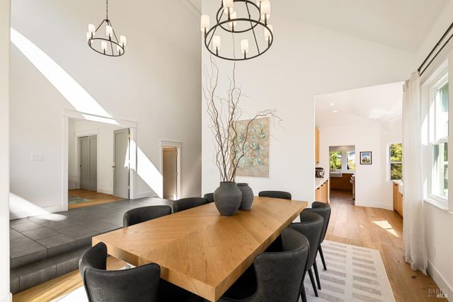 267 Alta Mira Dr, Vacaville, CA 95688