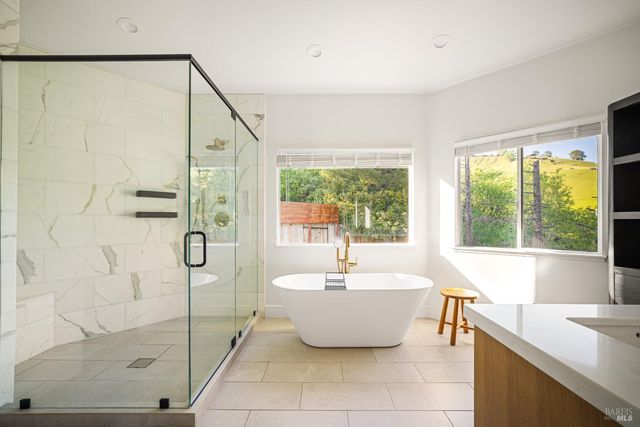 267 Alta Mira Dr, Vacaville, CA 95688