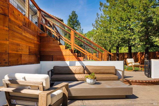 267 Alta Mira Dr, Vacaville, CA 95688