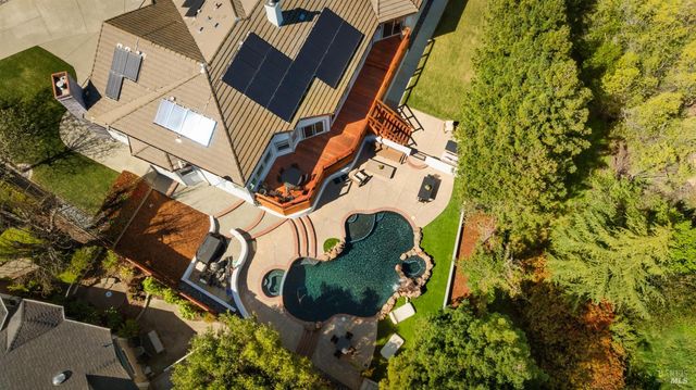 267 Alta Mira Dr, Vacaville, CA 95688