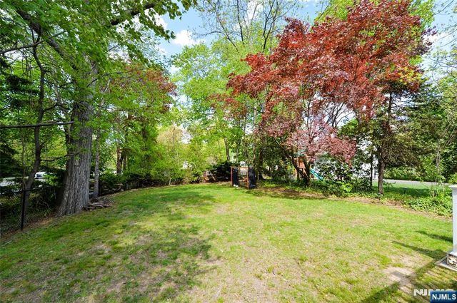 58 Oxford Place, Glen Rock, NJ 07452