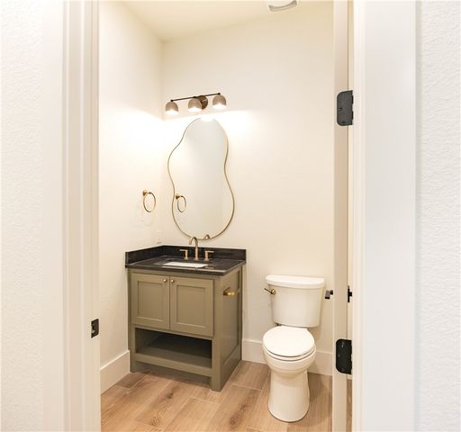 295 Hidden Hill Lane, Caldwell, TX 77836