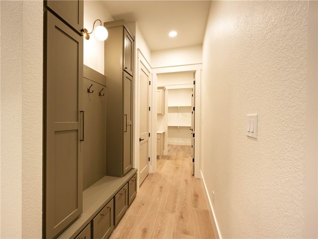 295 Hidden Hill Lane, Caldwell, TX 77836