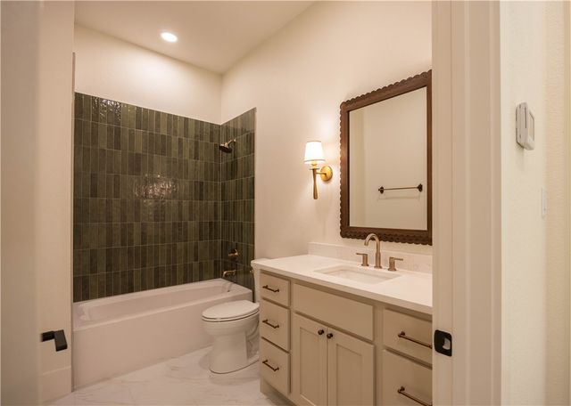 295 Hidden Hill Lane, Caldwell, TX 77836