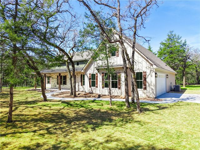 295 Hidden Hill Lane, Caldwell, TX 77836