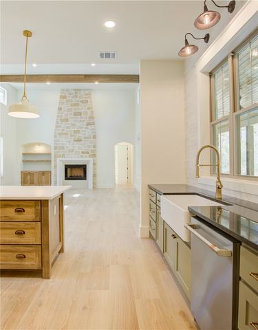 295 Hidden Hill Lane, Caldwell, TX 77836