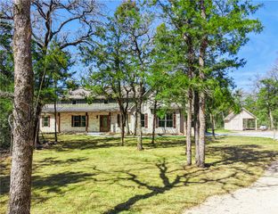 295 Hidden Hill Lane, Caldwell, TX 77836