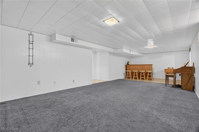 1164 Edgecliff Drive, Bedford, OH 44146