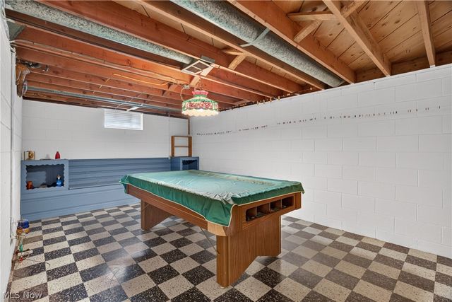 1164 Edgecliff Drive, Bedford, OH 44146