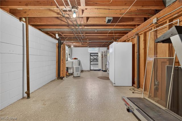 1164 Edgecliff Drive, Bedford, OH 44146