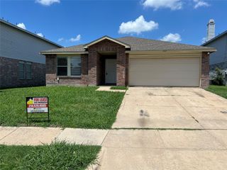 2329 Live Oak Drive, Little Elm, TX 75068