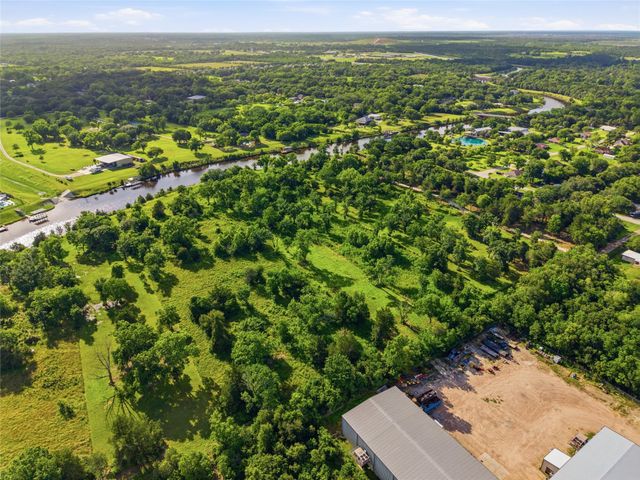 7326 Custer Street, Hitchcock, TX 77563