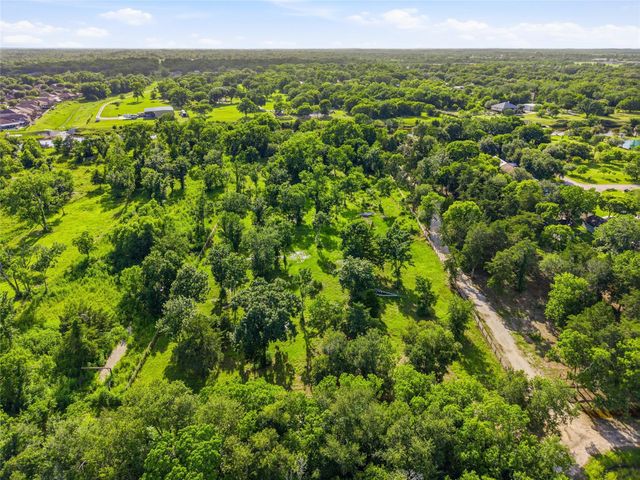 7326 Custer Street, Hitchcock, TX 77563
