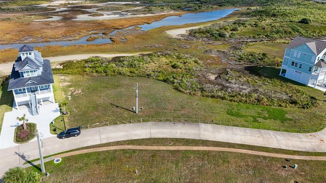 25723 Bay Breeze Drive, Galveston, TX 77554