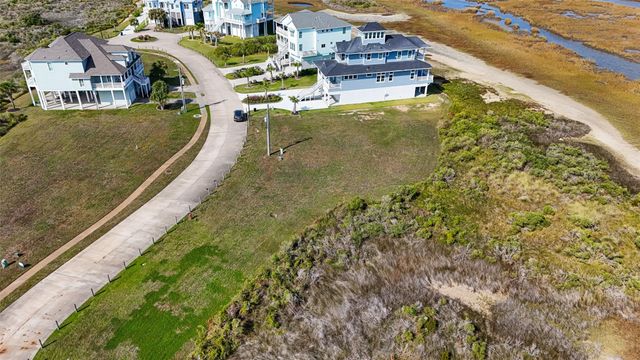 25723 Bay Breeze Drive, Galveston, TX 77554