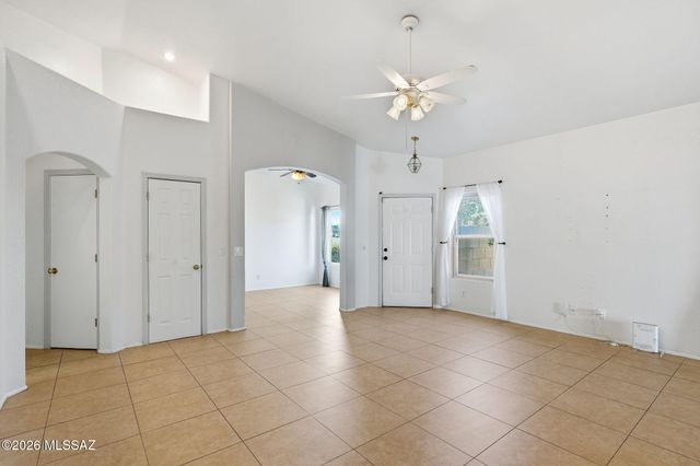 7504 W Long Creek Place, Tucson, AZ 85743