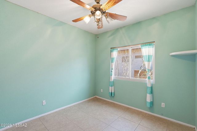 7504 W Long Creek Place, Tucson, AZ 85743