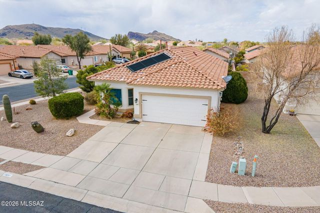 7504 W Long Creek Place, Tucson, AZ 85743