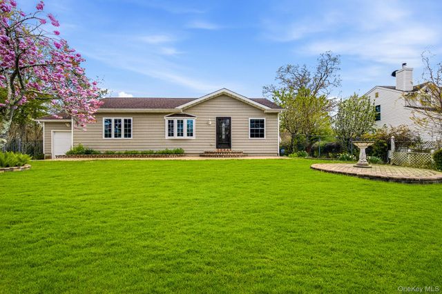 46 Lafayette Drive, Shirley, NY 11967