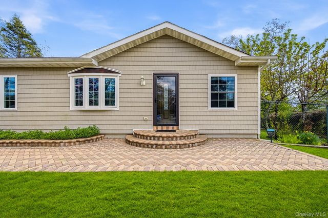46 Lafayette Drive, Shirley, NY 11967