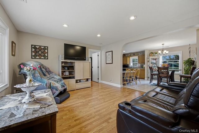 46 Lafayette Drive, Shirley, NY 11967