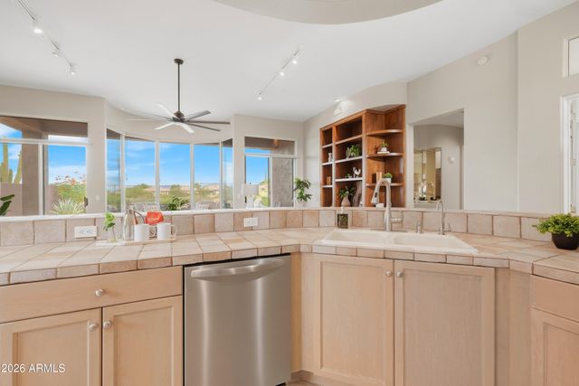 9522 E CAVALRY Drive, Scottsdale, AZ 85262